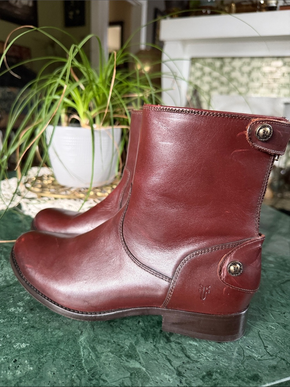 Frye Melissa Button Short 2 Cognac Leather Zip Up/Button Boots, Women’s 6.5